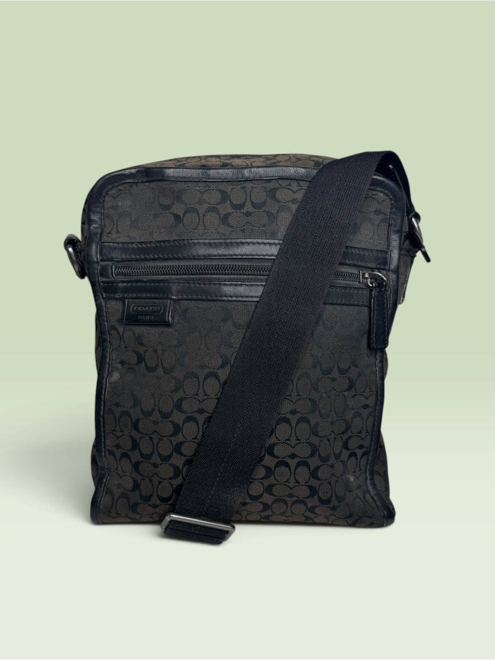 Coach Signature Jacquard Flight Bag F70698